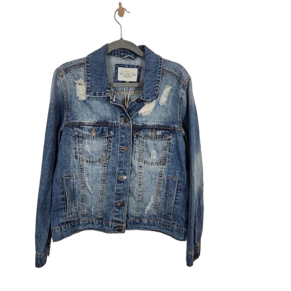 Ashley Vintage Charm Distressed Denim Jacket in Faded Blue - Size‎ large